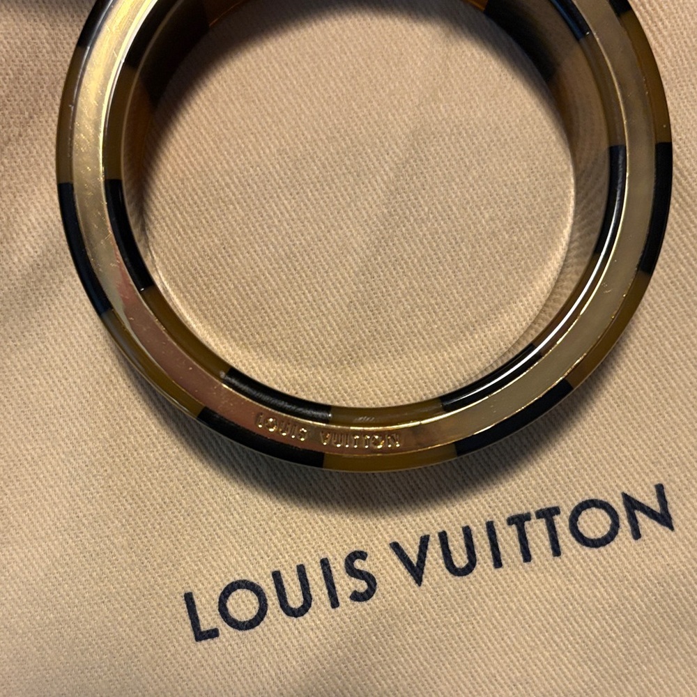 Louis Vuitton Black and Amber Striped Resin Bangle RARE - Picture 2 of 5